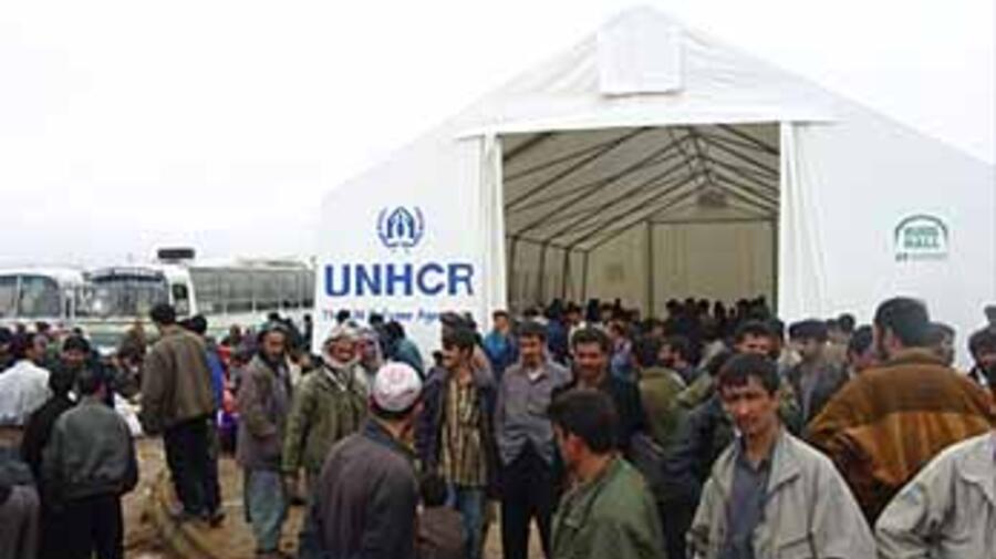 Dogharoun's Ansar camp was one of the High Commissioner's last stops in Iran before he crossed over to Afghanistan.