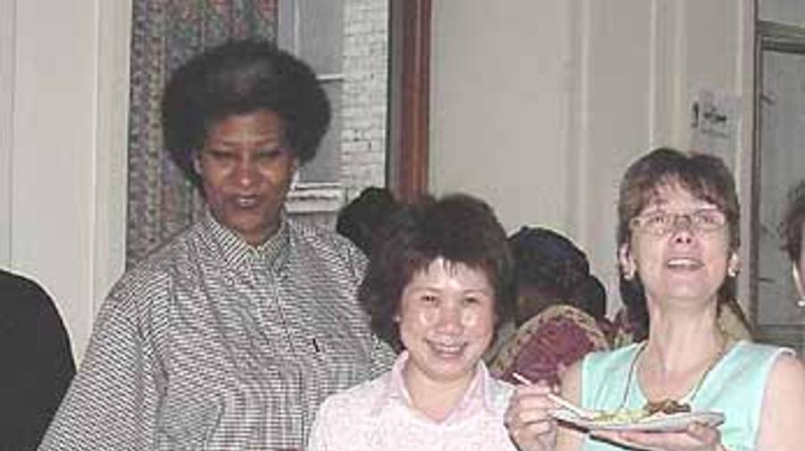 Through Mosaada, Huda (left) hopes to provide support for single women in hostels.