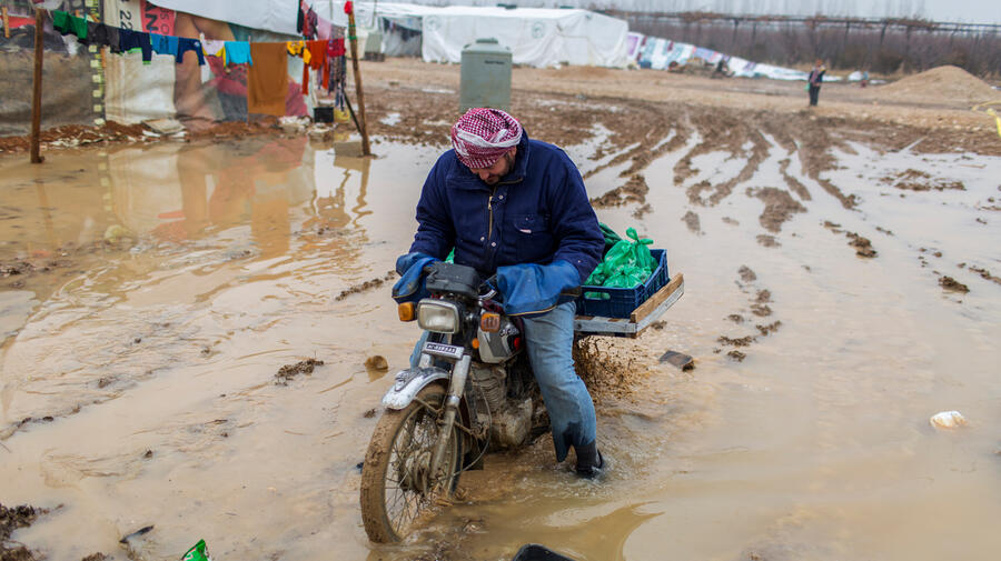 Lebanon. Syrian refugees facing the winter