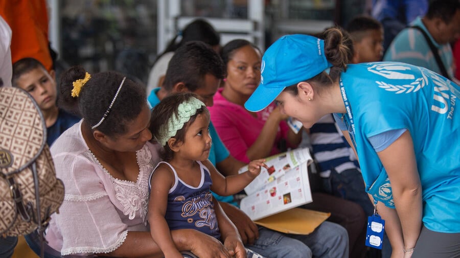 Venezuela. Assistance for Colombian refugees