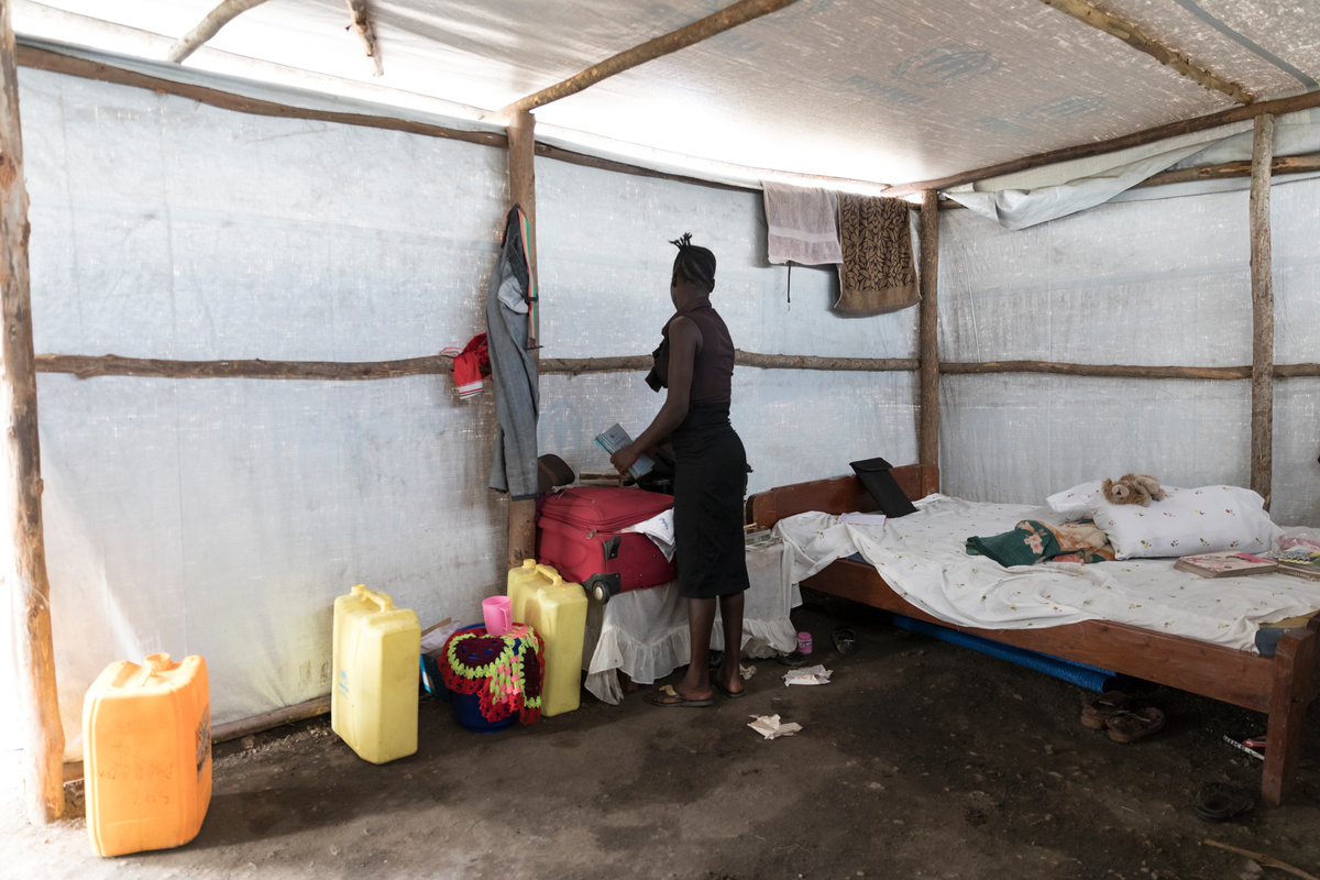 Uganda.  South Sudanese unaccompanied child refuges in Imvepi refugee settlement