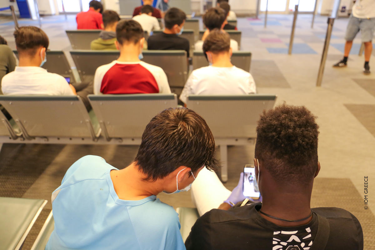 Greece. Unaccompanied children relocated from Greece to Portugal