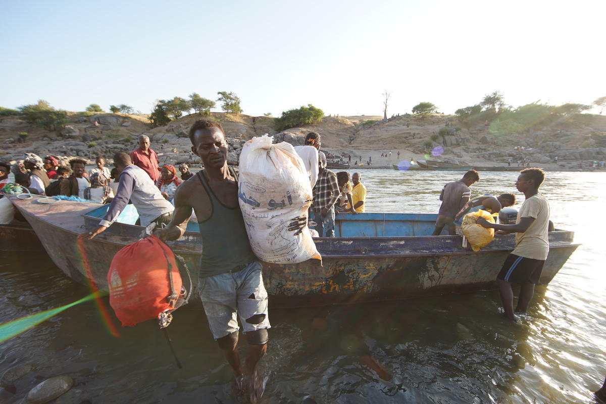 Sudan. Thousands flee fighting in Ethiopia to seek safety