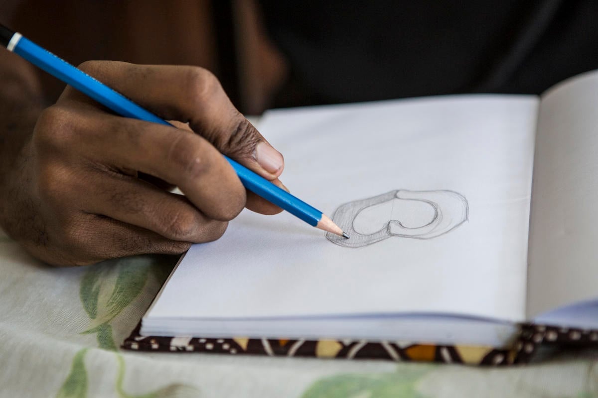 Côte d'Ivoire. Award winning graphic designer produces solidarity emoji in partnership with UNHCR for World Refugee Day