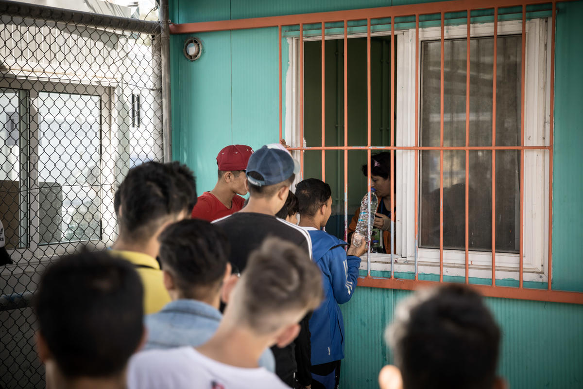 Greece. UNHCR appeals to EU states to relocate unaccompanied children