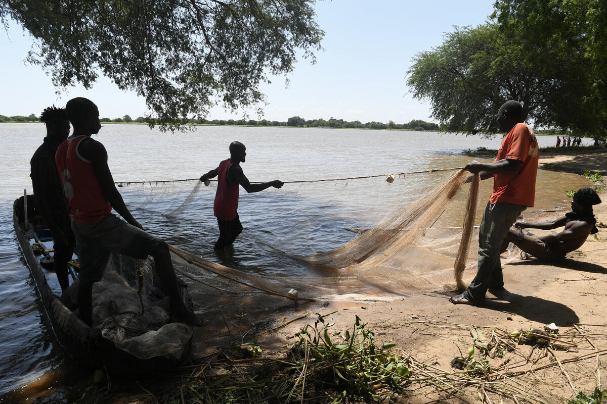Cameroon. Thousands flee deadly inter-communal violence caused by climate change