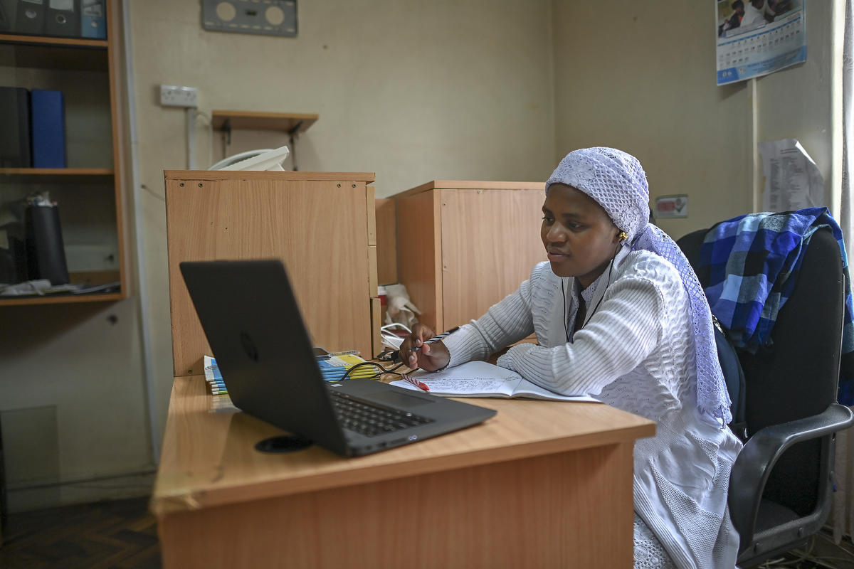 Kenya. Stateless Shona woman becomes first to attend university