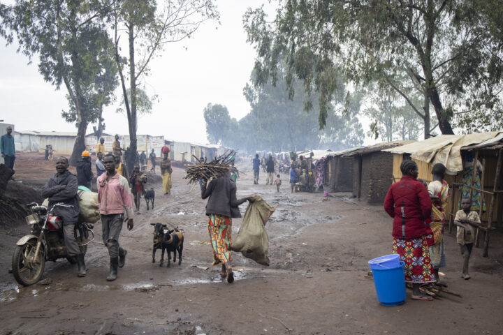 Early morning in Plain Savo IDP site. Living conditions are difficult there, many people only eat one meal a day, and some children show signs of malnourishment. Men, women and children try to find menial jobs every day to be able to buy food for their families. Every day is about survival. The site hosts 40,000 internally displaced people who previously fled their homes following attacks by armed men. The displaced have not been able to return to their villages or fields which are now controlled by the armed groups. The few IDPs who have attempted to return have been kidnapped and killed. Behind the attacks on civilians, is a desire by armed groups to control the mineral wealth in Ituri, a province territory rich in gold. ; At least 5.6 million people are displaced inside the DRC, the largest internal displacement situation in Africa. Some 132 armed groups across the eastern regions of the country - operating predominantly in Ituri, North Kivu and South Kivu provinces - continue to target civilians in a growing number of deadly attacks, leading to increased displacement, killings, and human rights abuses. In Ituri province alone, 1,8 million are displaced in settlements or villages as a result of brutal attacks, mainly by the CODECO (Cooperative for Development of the Congo) and the ADF (Allied Democratic Forces) militia groups. The IDP situation in eastern DRC is part of a wider regional crisis relating to a struggle for control of land and resources as well as fragile infrastructure in the region. The country also hosts 571,000 refugees and asylum seekers. UNHCR is appealing for increased funding to adequately support the rising needs of the displaced in the DRC. More than 1 million Congolese people have also found refuge in neighbouring countries, fleeing recurring violence.