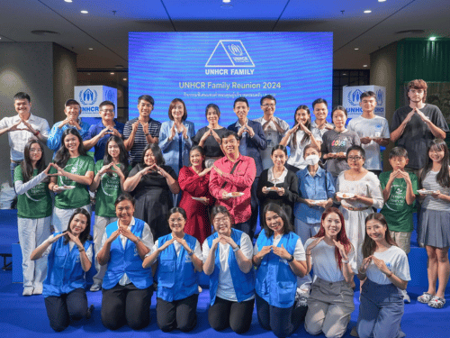 unhcr-activities-donor-family