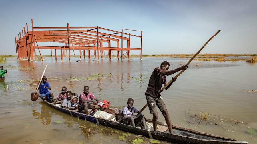 บริจาคน้ำท่วม