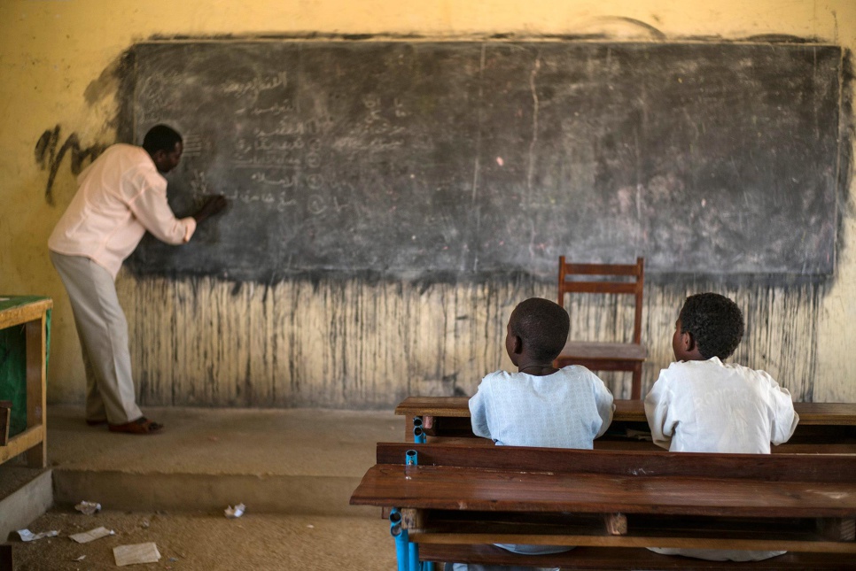 On a recent market day in Iriba, in eastern Chad, over half of the class was absent from the primary school in Iridimi refugee camp.