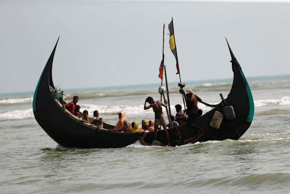 Bangladesh. Rohingya boat arrival