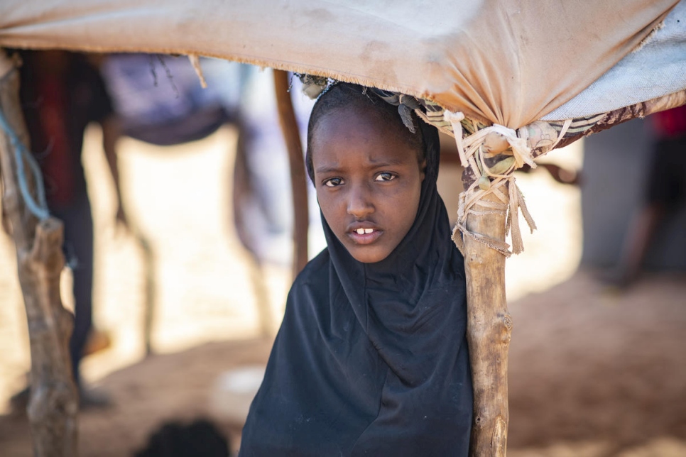 Fatimata, née au Mali en 2012, vit désormais au camp de Mbera, en Mauritanie. 