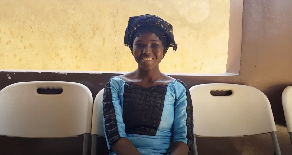 Maria Diarra enseigne à l'école Tobine, dans la commune de Hausa Foulane, en proie à l'instabilité, dans la région de Gao au Mali. 