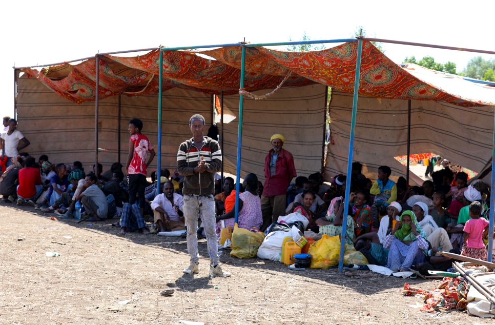Des Ethiopiens, qui ont fui leurs foyers du fait des violences continues, sont ici photographiés dans un camp de réfugiés dans la région frontalière de Hamdait (Etat de Kassala) à l'est du Soudan. 12 novembre 2020. 