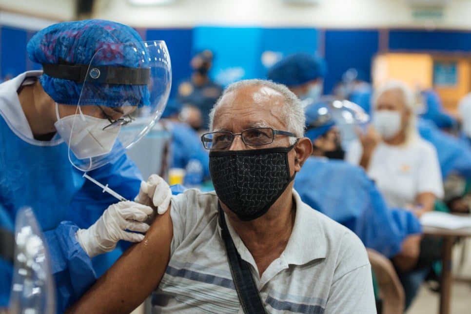 Ecuador. Venezuelan refugee and migrant elders get the Covid-19 vaccine with UNHCR support