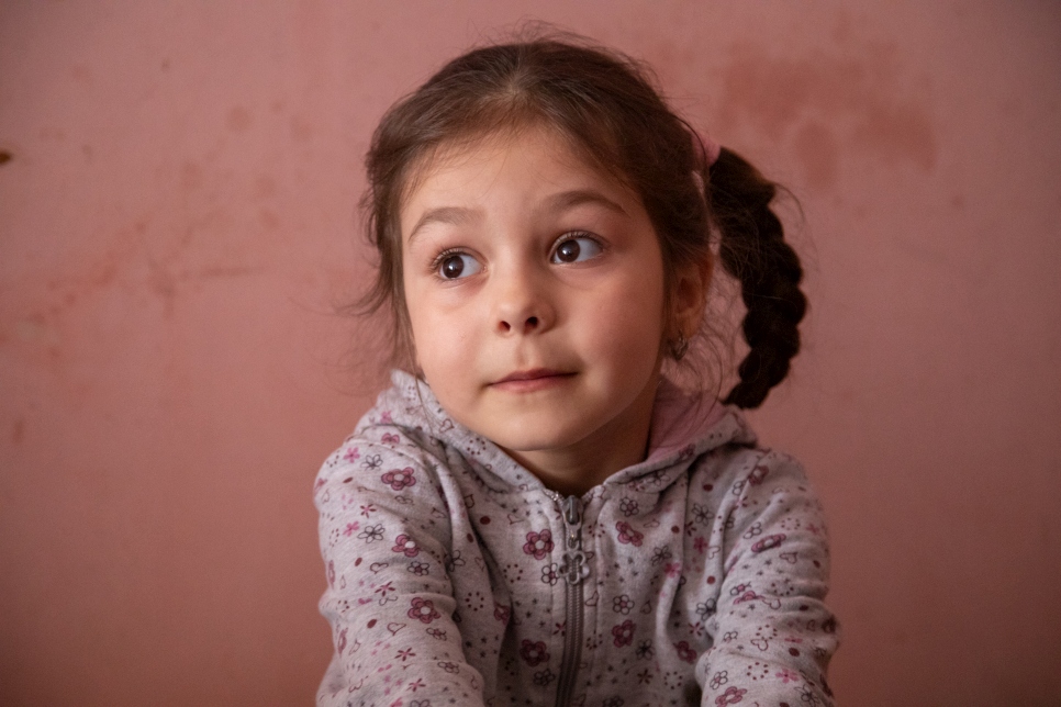 اضطرت ميلانا لمغادرة منزلها في كراماتورسك بشرق أوكرانيا مع والدتها وأختها وجدتها.
