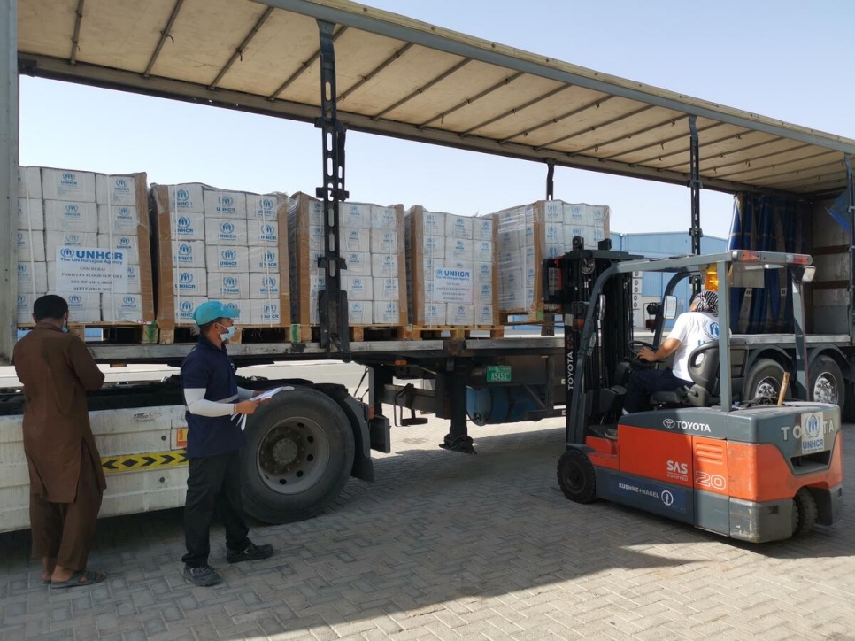 UAE. Loading of relief items from UNHCR's Global Stockpile in Dubai to assist people in flood affected parts of Pakistan