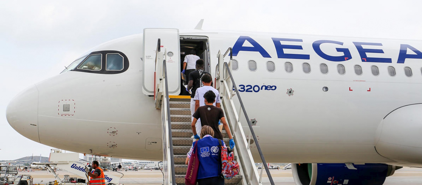 Greece: Twenty-five unaccompanied children are relocated from Greece to Portugal