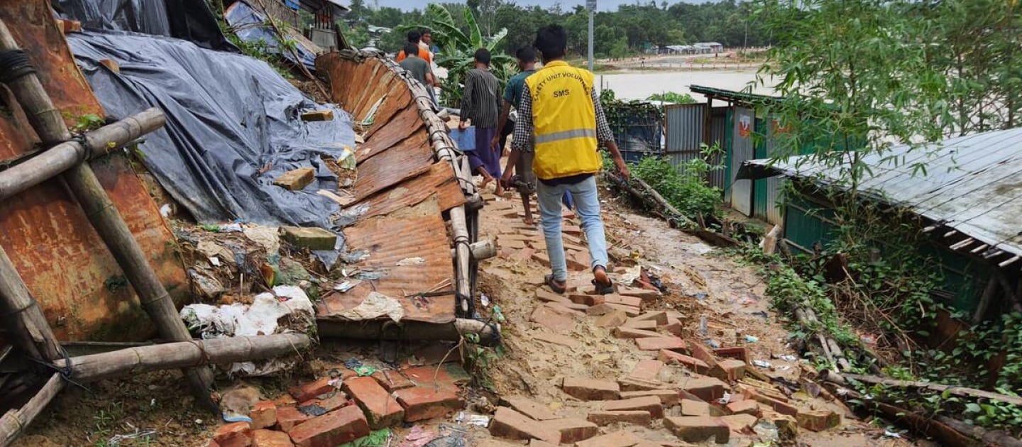 Bangladesh. Deadly floods and landslides hit Rohingya camps