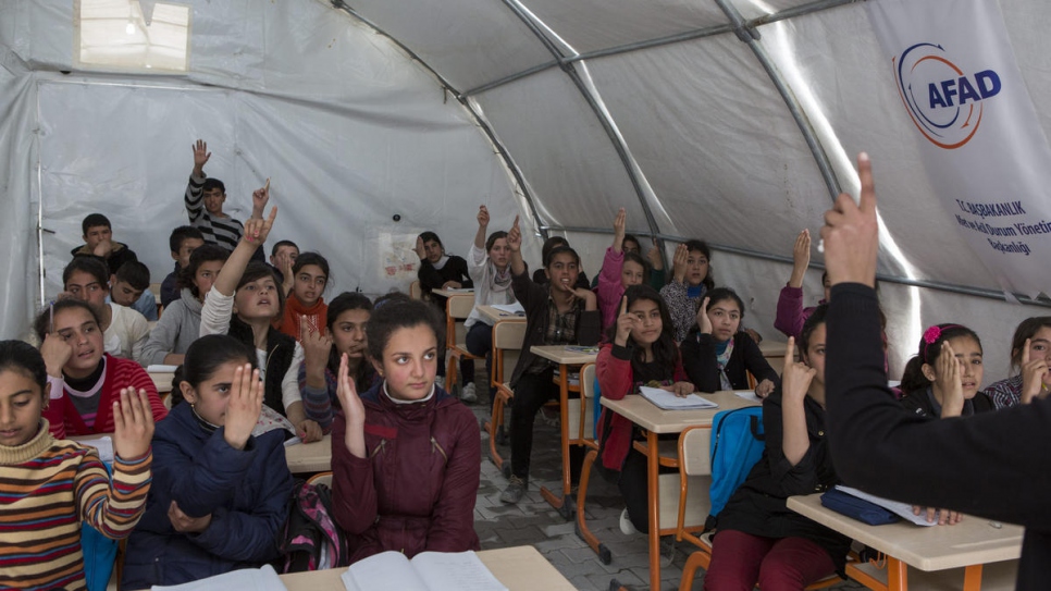 Turkey. Syrian refugee youth in school