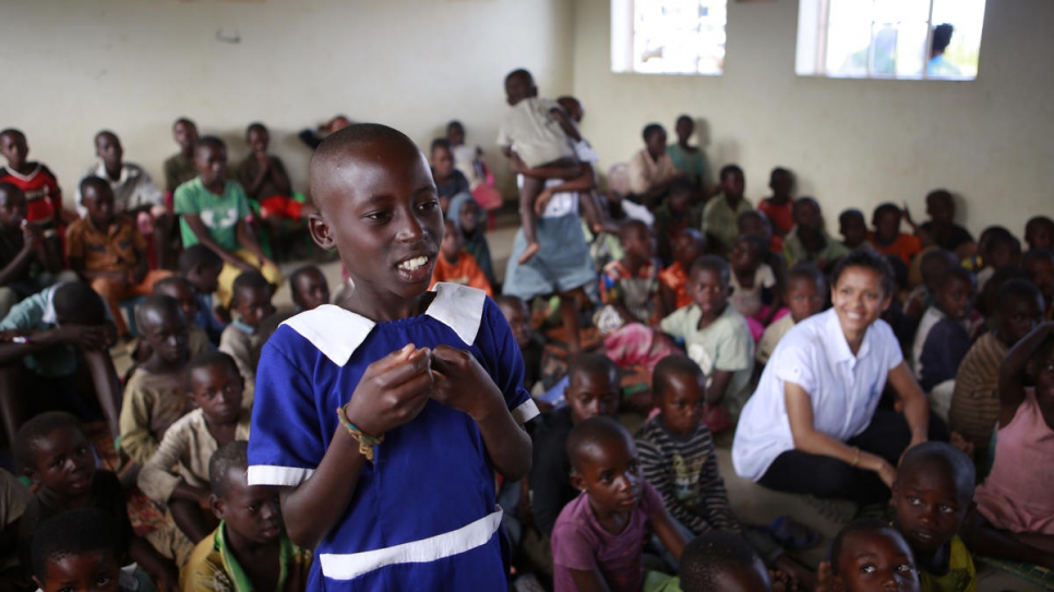 Uganda.  Refugee children at the primary school in Kabazana Reception Centre, Nakivale Refugee Settlement.