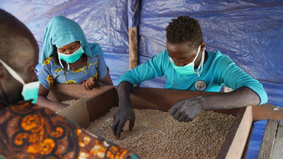 UNHCR - On World Food Day, UN calls for strengthened and inclusive local food systems for displaced and host communities - Vimarsana News