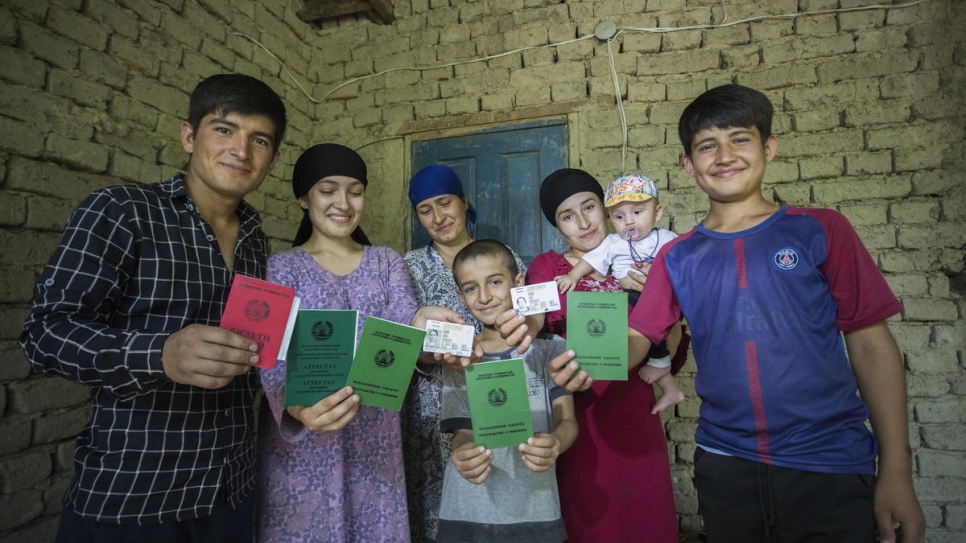 UNHCR - UNHCR urges governments to accelerate progress and resolve plight of world's stateless - Vimarsana News