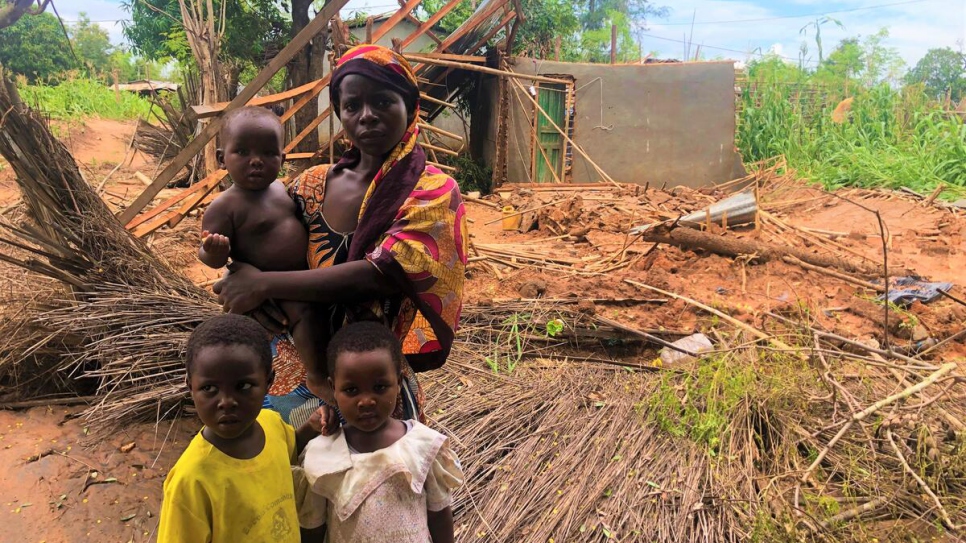 UNHCR - UNHCR and partners rush aid to thousands in Mozambique after Tropical Cyclone Gombe - Vimarsana News