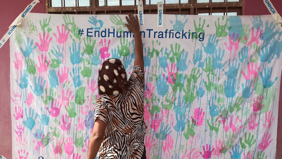 To support trafficking victims, UNHCR urges more protection services in Africa