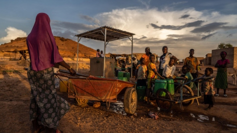 Burkina Faso. Village chief wins joint UNHCR Nansen Refugee Award regional prize for Africa