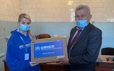 Завдяки комп`ютеризації УВКБ ООН допомагає покращити доступ до медичних послуг вздовж лінії розмежування у східній Україні