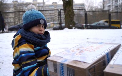 How can a laptop help displaced and other war-affected people in Ukraine?