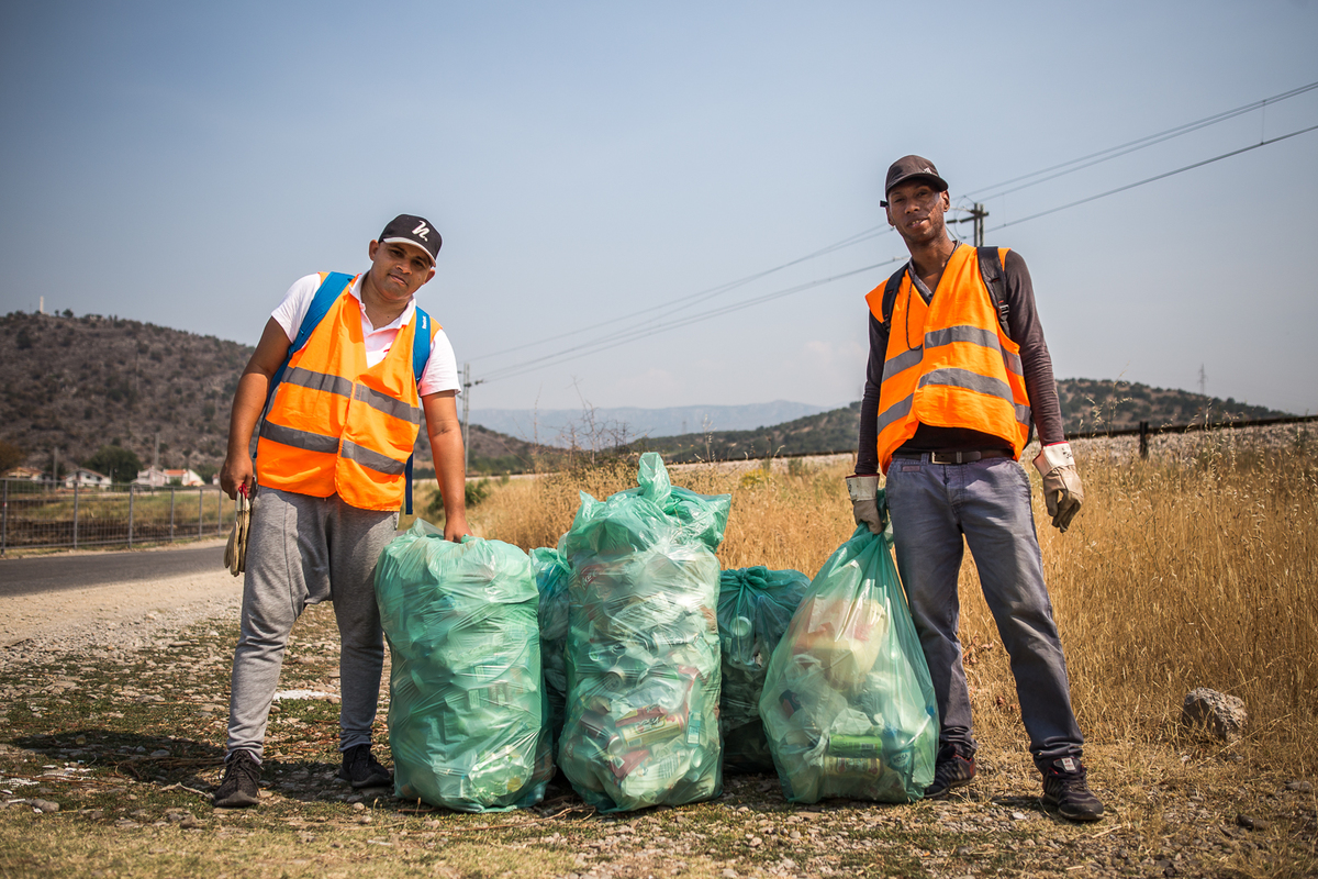 Cuban refugees earning their livelihood in Montenegro