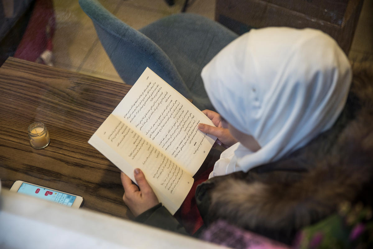 Turkey. Syrian refugees open Arabic bookshop in Istanbul