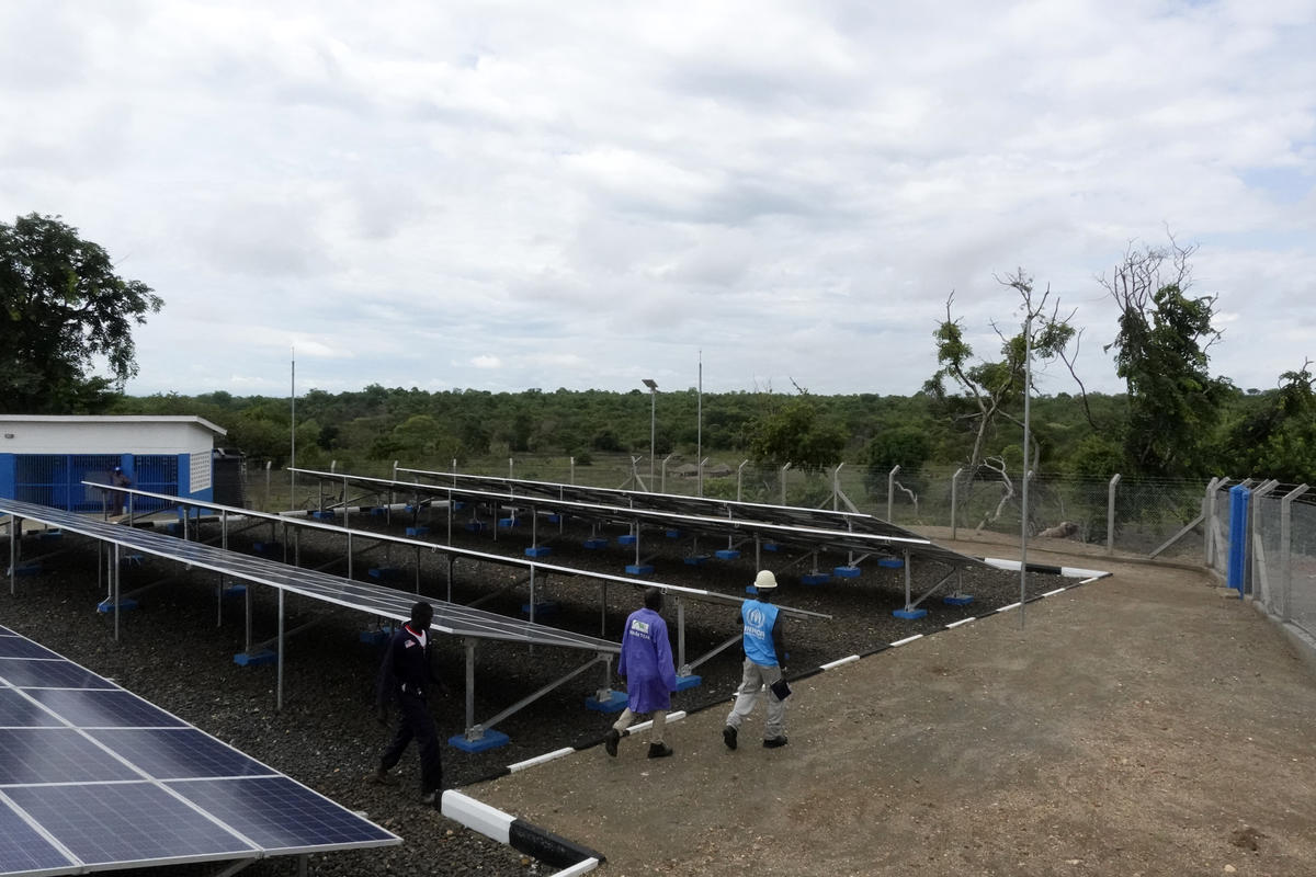 Uganda. Solar power delivers clean water to South Sudanese refugees' doorstep