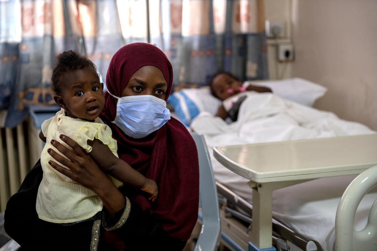 Jordan. UN High Commissioner for Refugees visits hospital in Amman