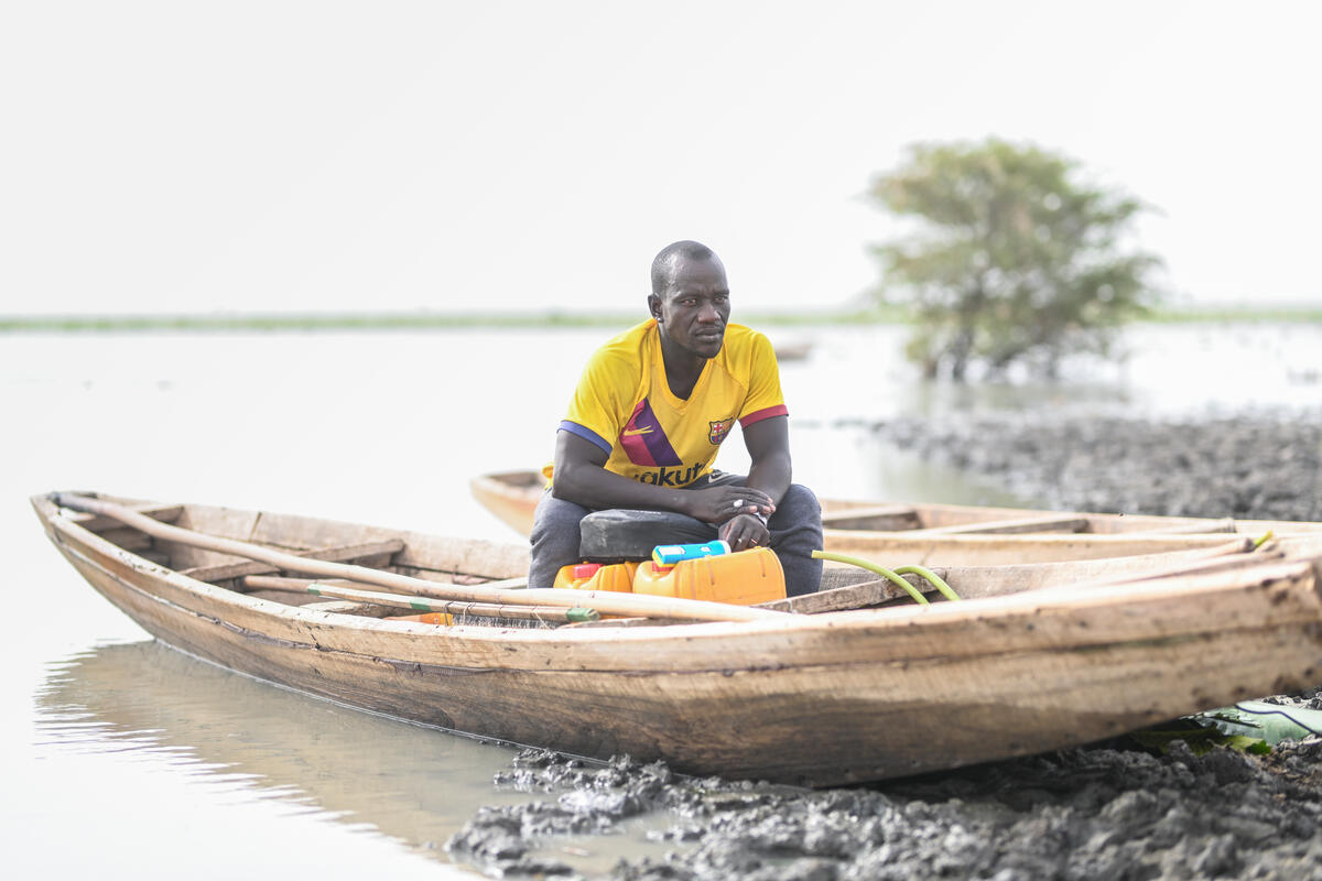 Mauritania. Lake's dwindling waters threaten farming and fishing communities
