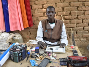 Cameroonian refugees in Chad seek means of self-support