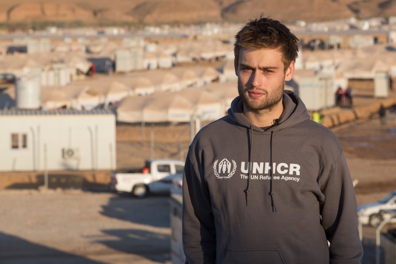 Iraq. UNHCR Supporter Douglas Booth in Hasansham IDP camp for Iraqis fleeing Mosul