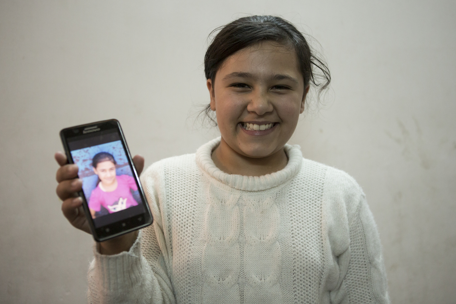 Iraq. UNHCR High Profile Supporter Douglas Booth visits refugees and IDPs