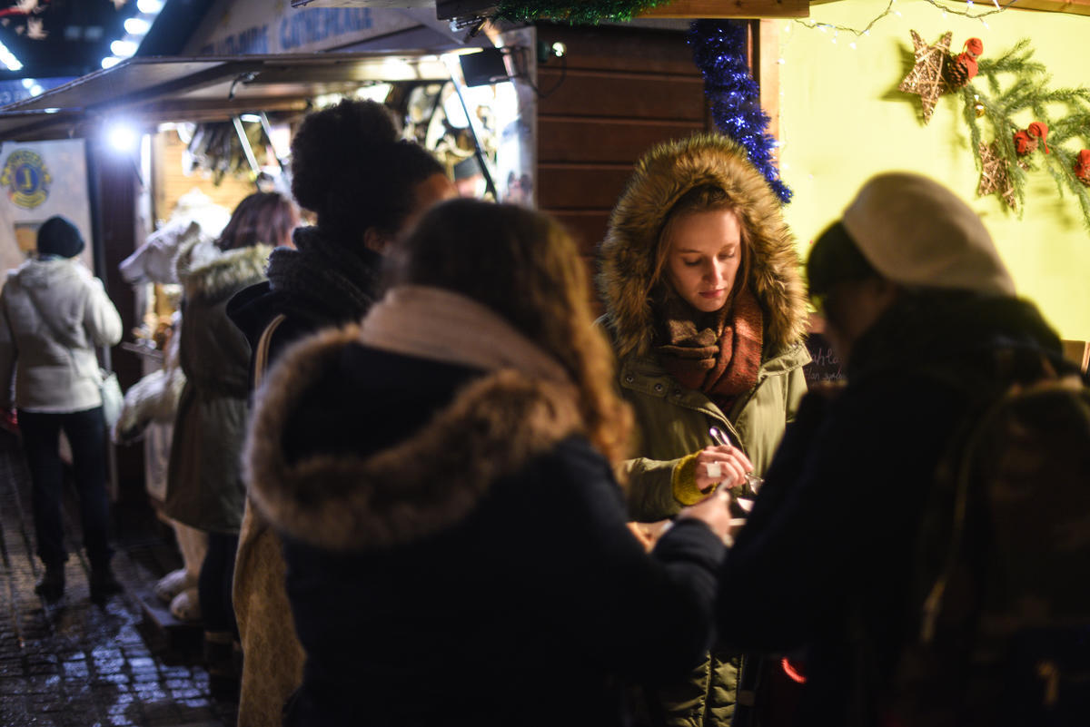 France. From 18 to 24 December, the Refugee Food Festival is at the Christmas market in Strasbourg with three chefs cooking cuisine from their homeland.