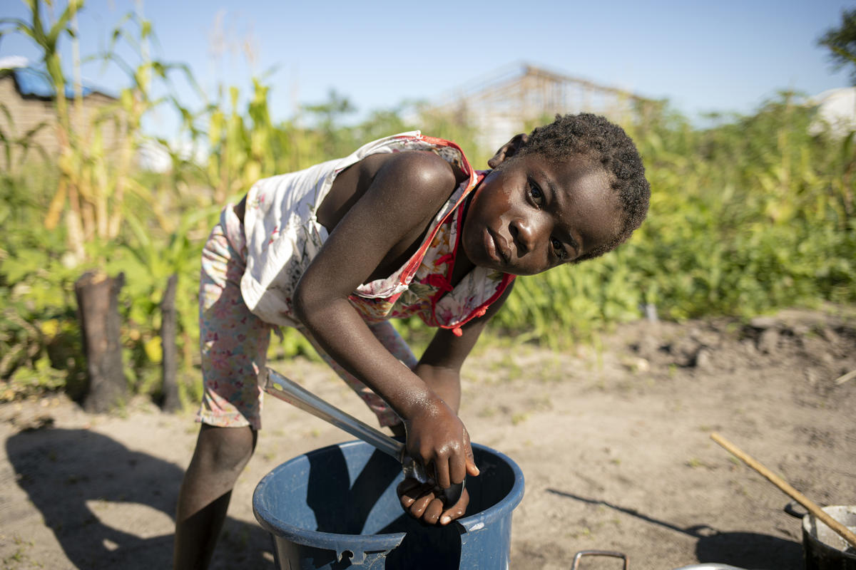 Mozambique. Cyclone Idai's effects linger, a year later