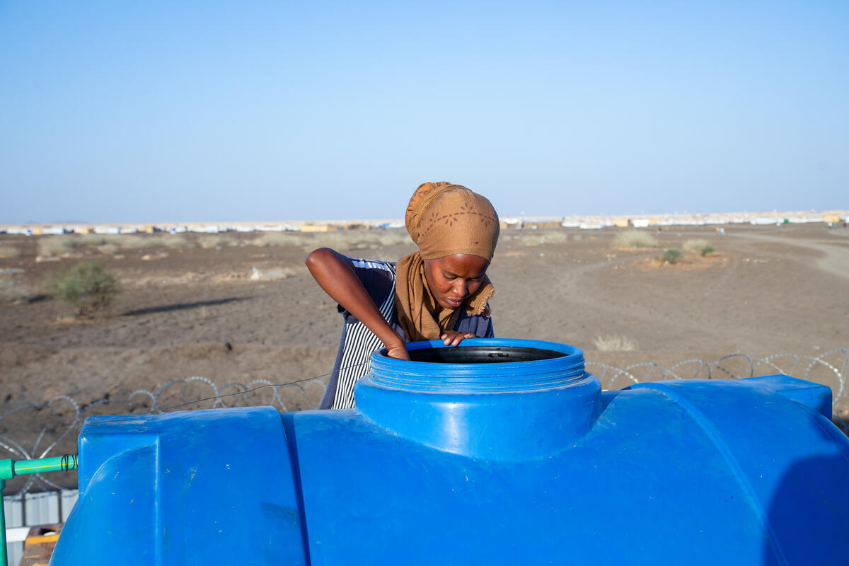 Sudan. Ethiopian refugee flees Tigray