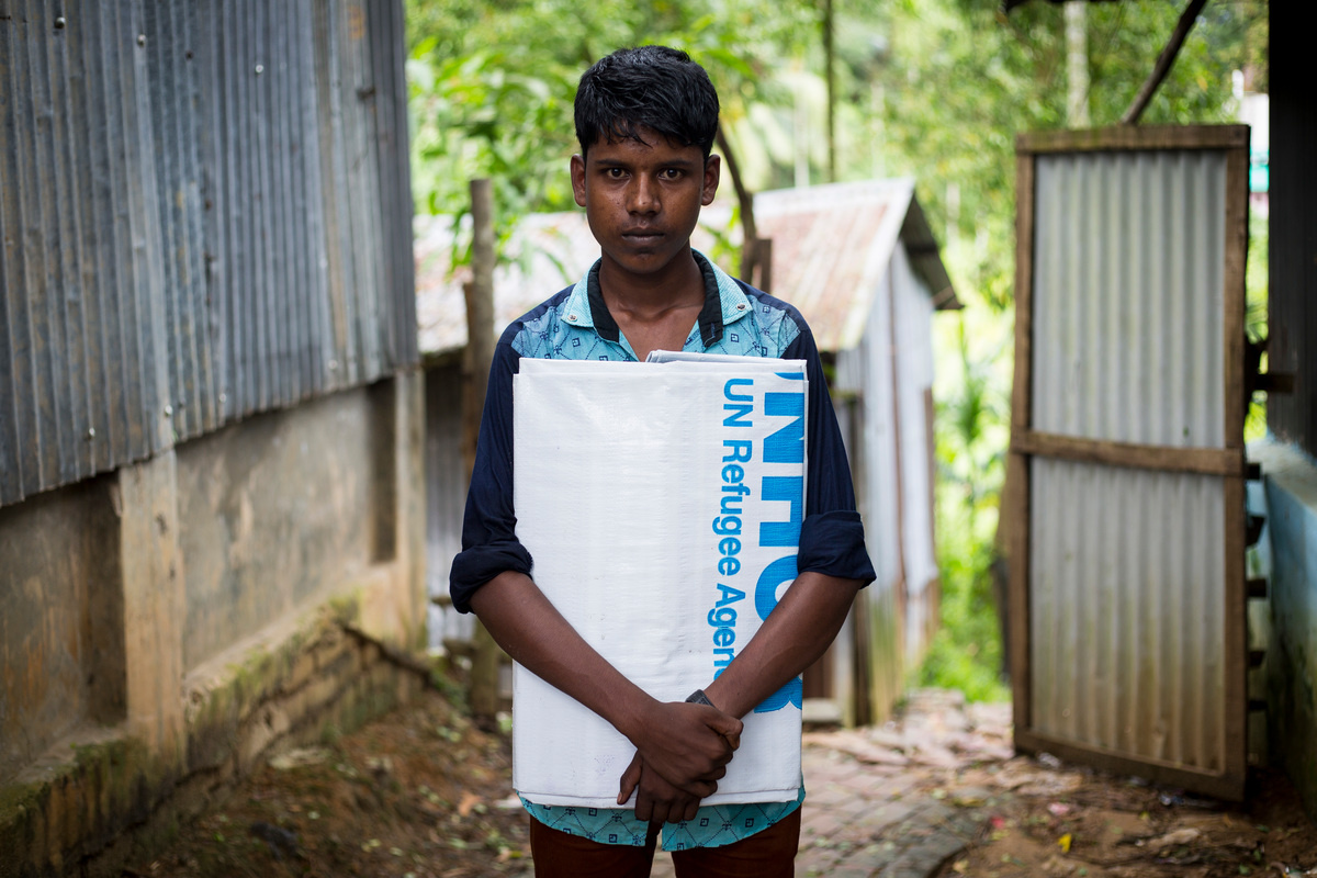 Bangladesh. UNHCR getting ever more Rohingya into shelter