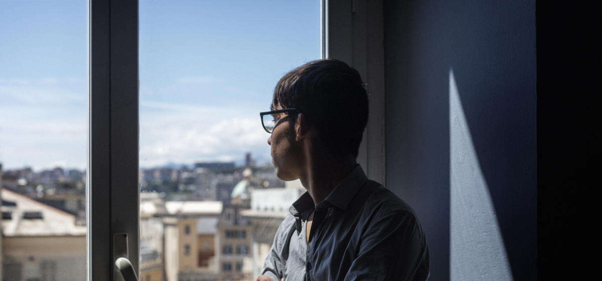 Italy. Afghan boy reunites with siblings in UK after travelling two continents alone