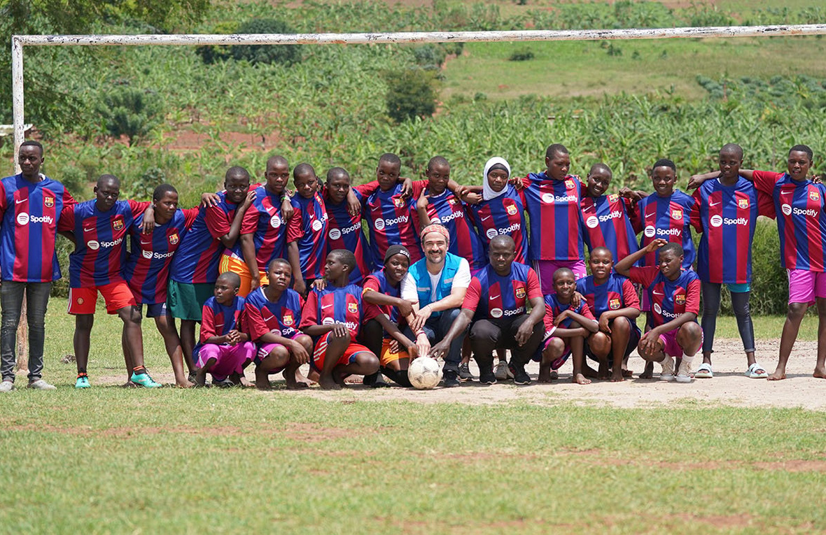 UNHCR Goodwill Ambassador Alfonso Herrera and FC Barcelona Foundation visit Nakivale and Oruchinga refugee settlements in Uganda to highlight the power of sport for refugees.