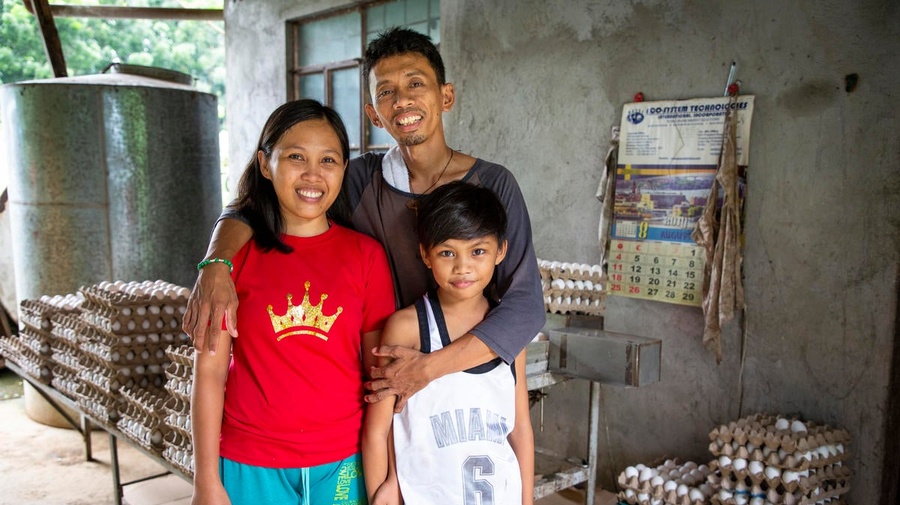 Philippines. UNHCR supports government drive to give foundlings citizenship