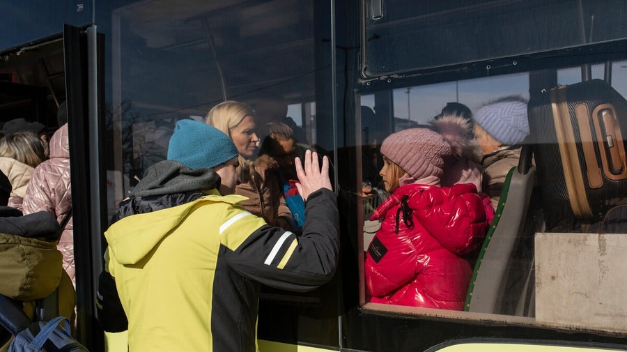 Ukraine. Families in Ukraine face separation as they flee the hostilities