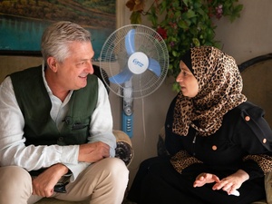 Syria. High Commissioner visits displaced and widowed mother in Aleppo